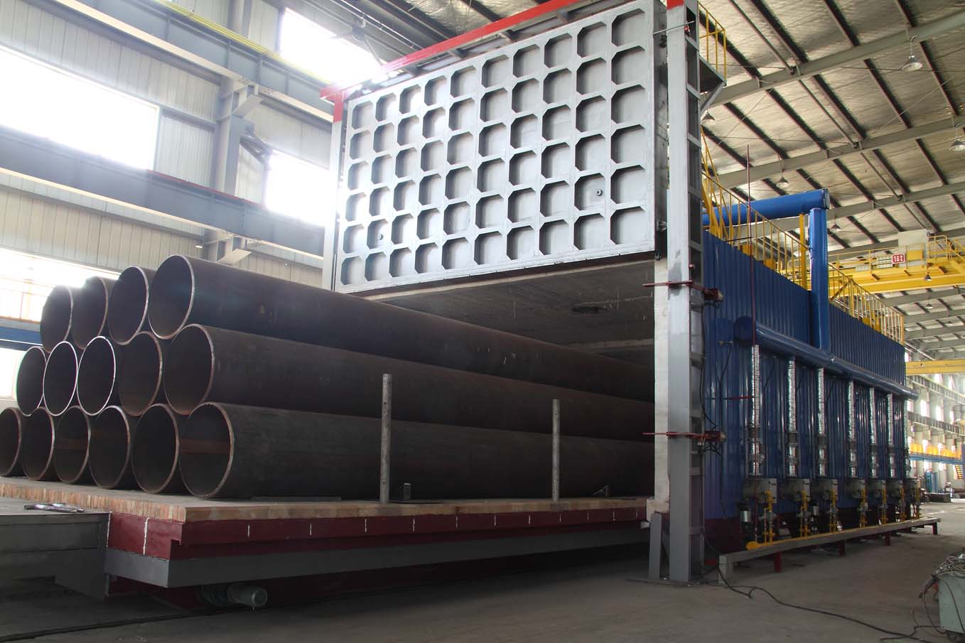 1678775357151035.jpg 燃气式热处理台车炉-1.jpg