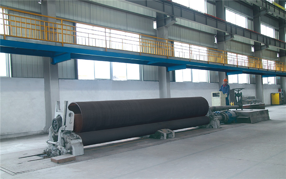 1678775596988494.jpg 超长型卷制埋弧焊钢管-3.jpg