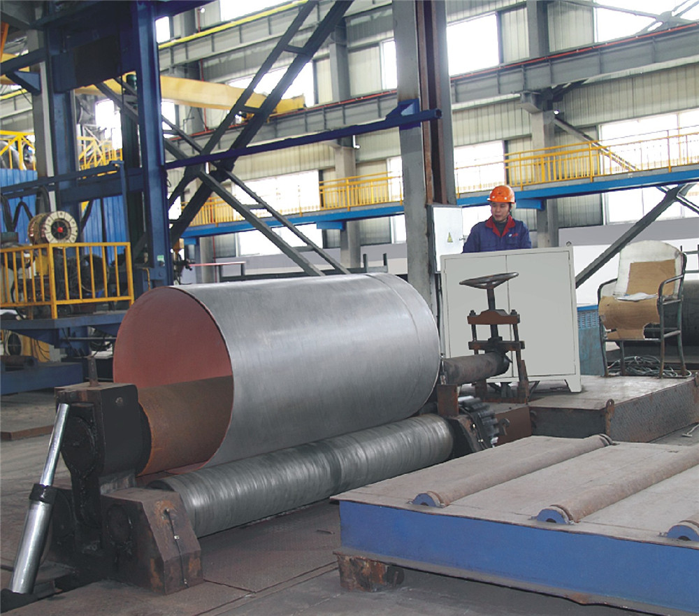 1678775684104091.jpg 常规卷(压)制成形埋弧焊钢管-1.jpg