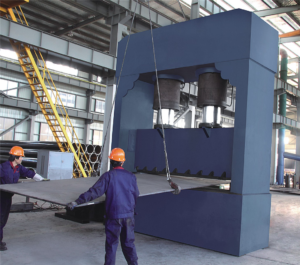 1678775699168968.jpg 常规卷(压)制成形埋弧焊钢管-4.jpg